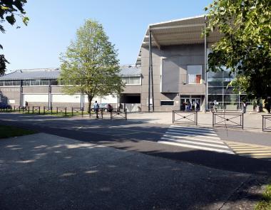 Bandeau Lycée Flora Tristan