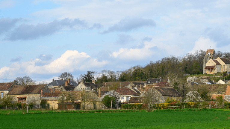 Vue d'ensemble du village de Montmachoux